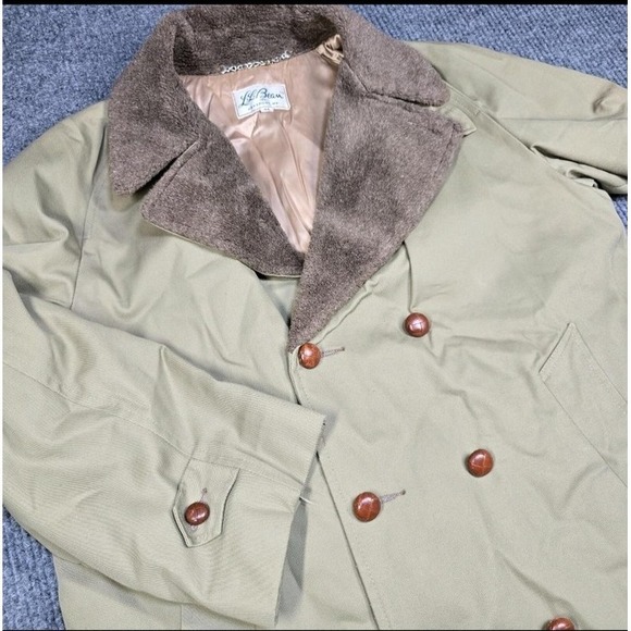 L.L. Bean Other - Vintage LL Bean Coat Men 46 Script Tag Wool Collar Lined Button Trench 70s 80s